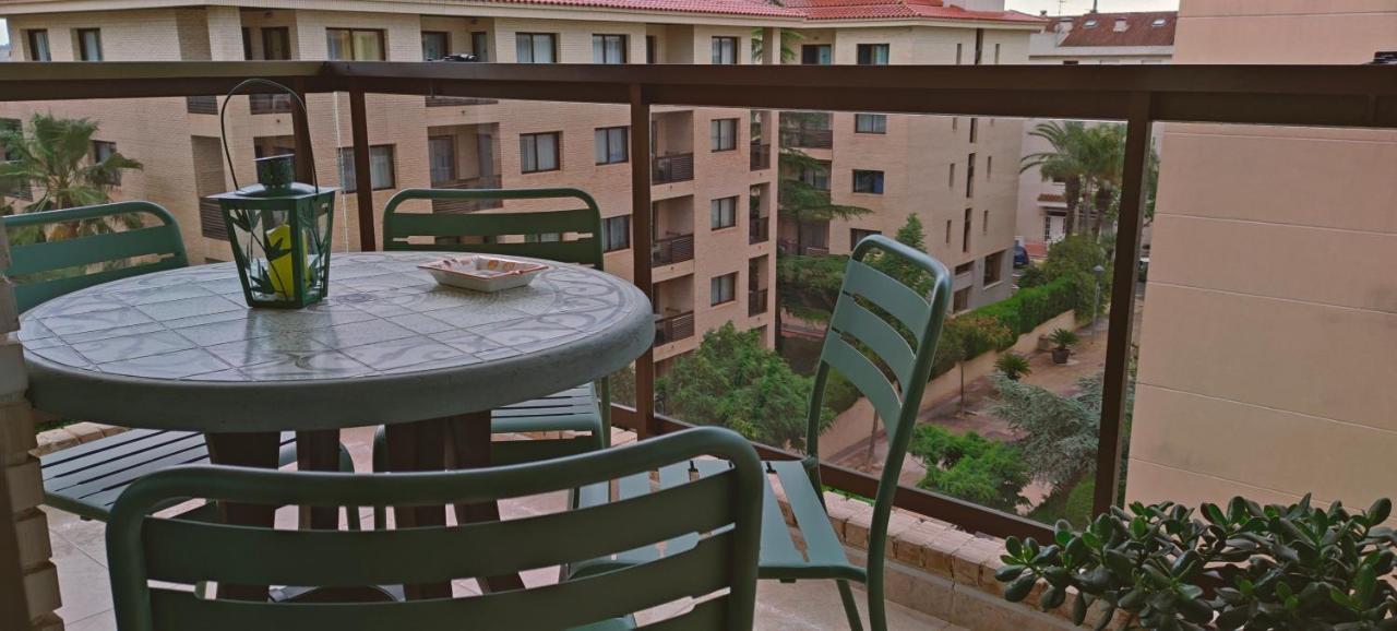 Ferienwohnung Concordia, Con Parking En El Puerto De Cambrils Exterior foto